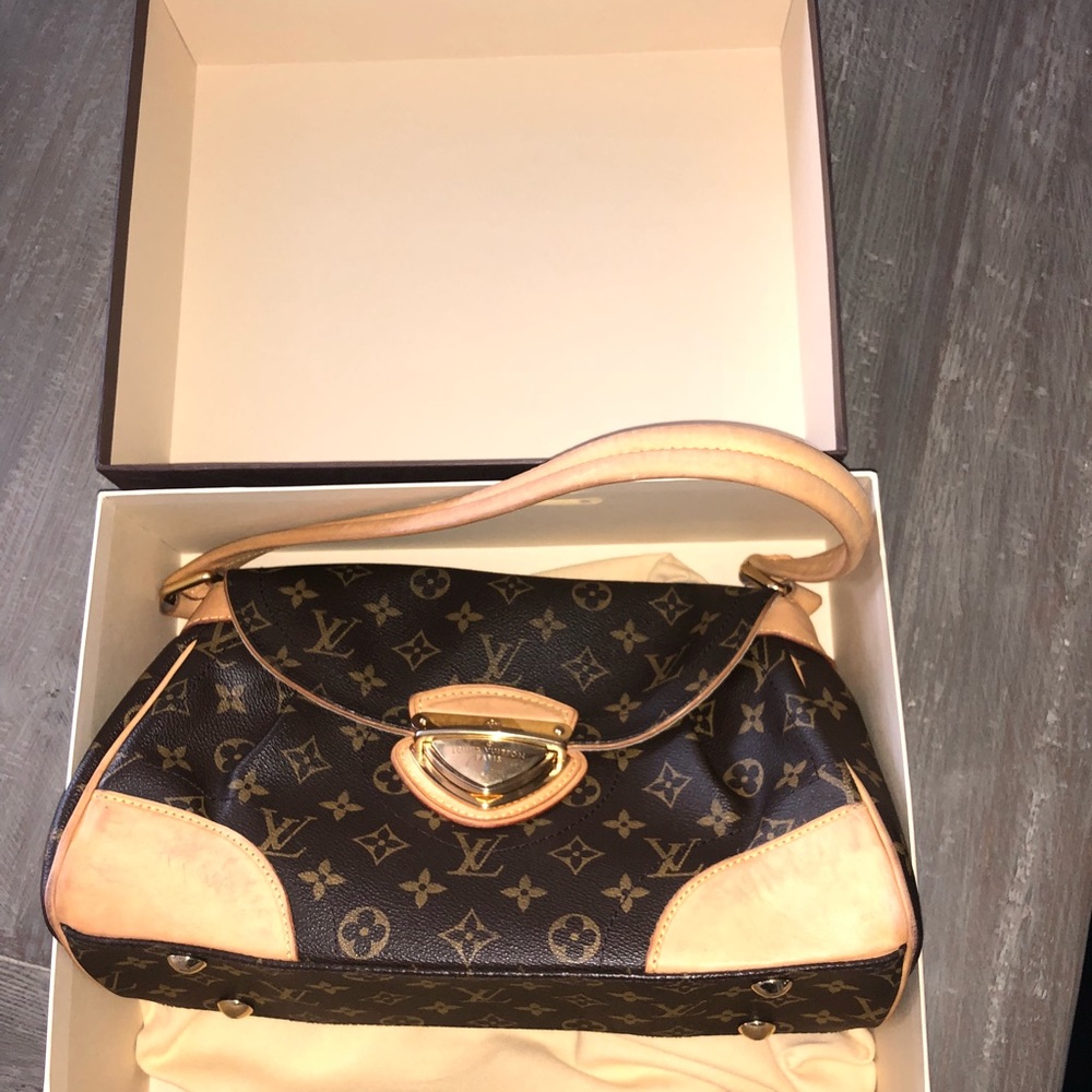 Louis Vuitton Beverly bag